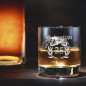 Preview: Whiskyglas mit personalisierter Gravur als Geschenk Lorbeerkranz 3