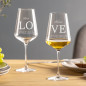 Preview: Puccini Weißweingläser mit personalisierter Gravur als Geschenk zur Hochzeit LOVE 2
