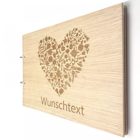 Gästebuch zur Hochzeit personalisiert mit Motiv "Herz" Titelbild