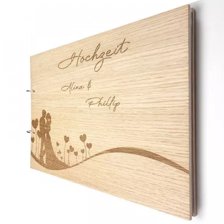 Gästebuch zur Hochzeit personalisiert mit Motiv "Herzwiese" Titelbild