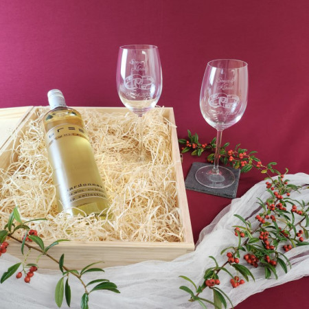 Hochzeitsgeschenk Weißweingläser mit Gravur und Geschenkbox "Ringe" 2