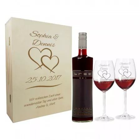 Rotweingläser und Holzbox als Geschenkset zur Hochzeit mit personalisierter Gravur Zwei Herzen Titelbild