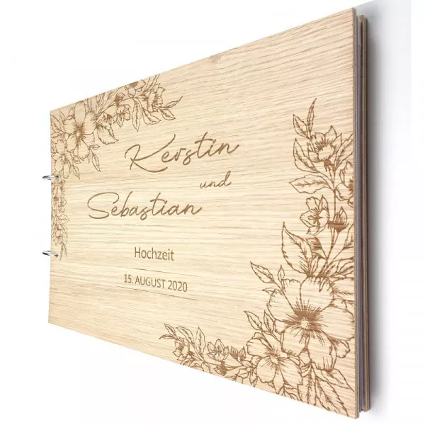 Gästebuch zur Hochzeit personalisiert mit Motiv "Blumenrand" Titelbild